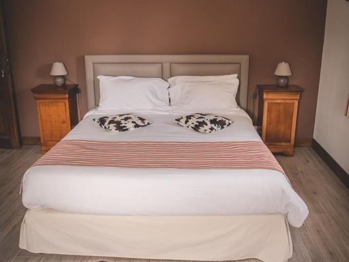 ลา แมซง เปเรียต Bed & Breakfast Trevieres ห้อง รูปภาพ